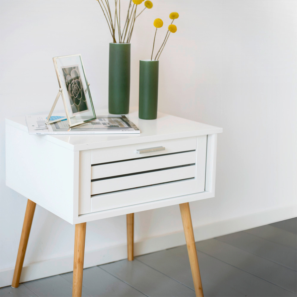 Table de nuit avec tiroir Finja, bout de canapé, table d'appoint pied bambou style scandinave,   en bambou/MDF