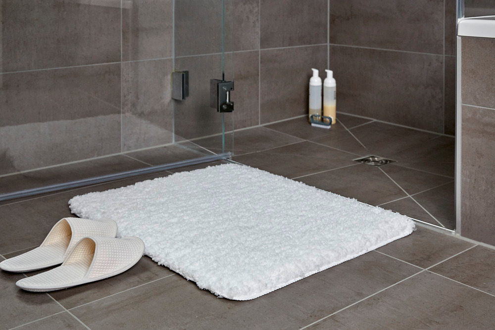 Tapis de bain Belize blanc  microfibre