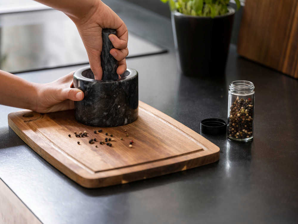 Mortier en marbre  avec poussoir assorti