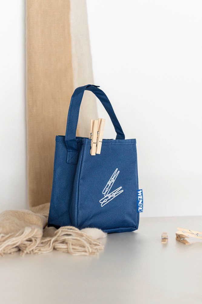 Sac porte pinces à linge bleu  avec accroche pour la corde à linge