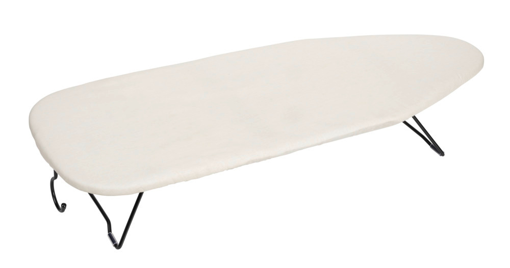 planche à repasser de table Leona, Beige  se range dans un espace réduit