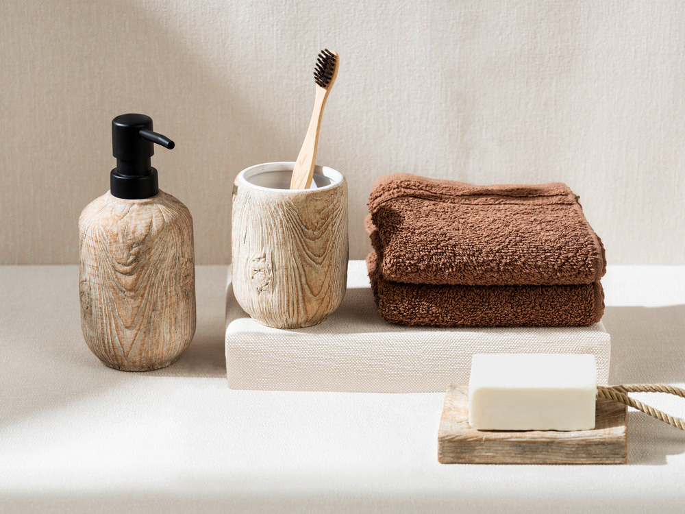 Set d'accessoires de salle de bain Florio, 3 pièces  en céramique à l'aspect bois