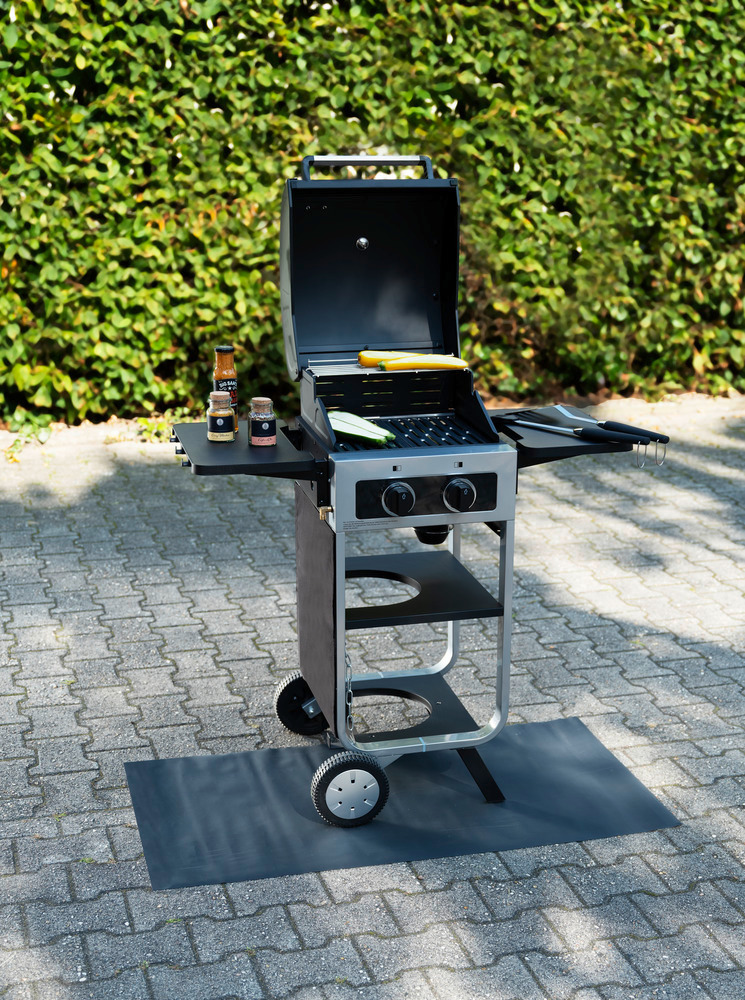 Tapis protection sol barbecue Suma  120 x 60 cm, étanche à l'eau et nettoyable