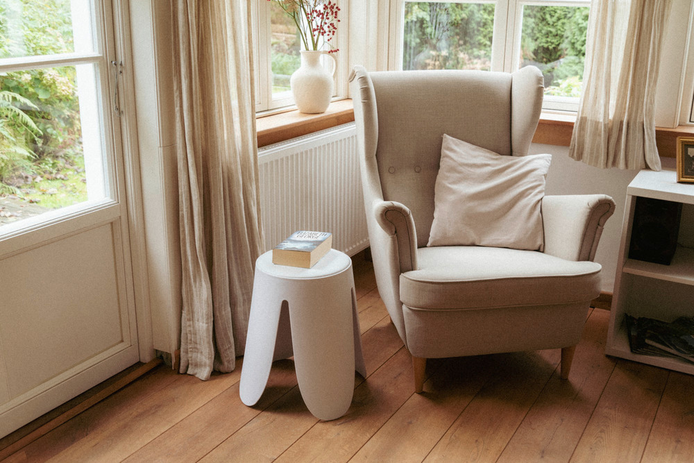 Tabouret de salle de bain Comiso Blanc mat  peut supporter jusqu'à 180 kg