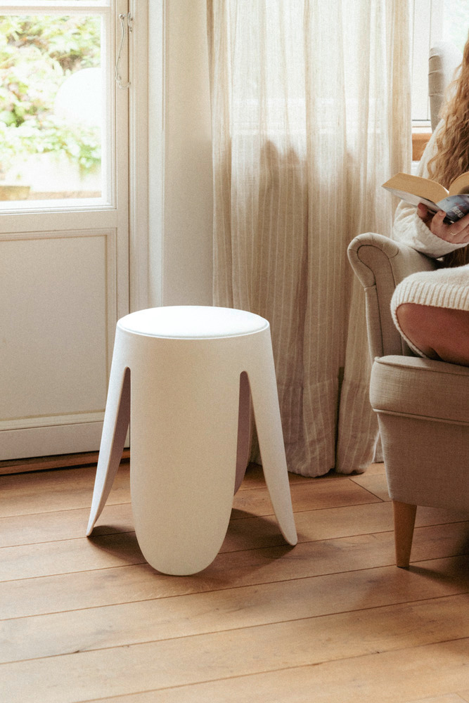 Tabouret de salle de bain Comiso Blanc mat  peut supporter jusqu'à 180 kg