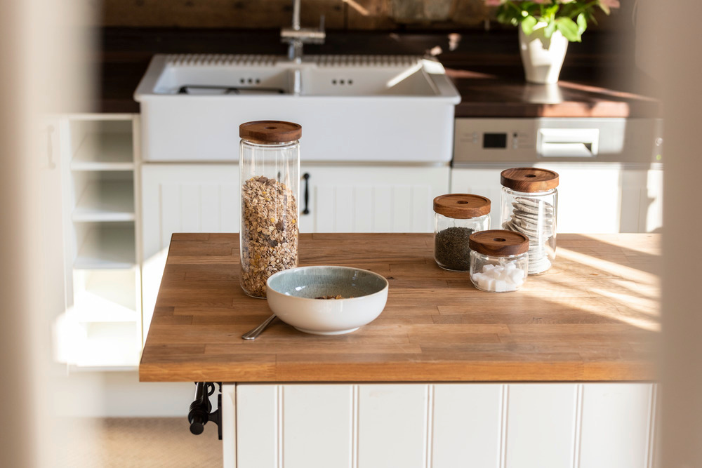 Boîte de conservation alimentaire Vido 1,0 litres  Boîte en verre avec couvercle en bois d'acacia